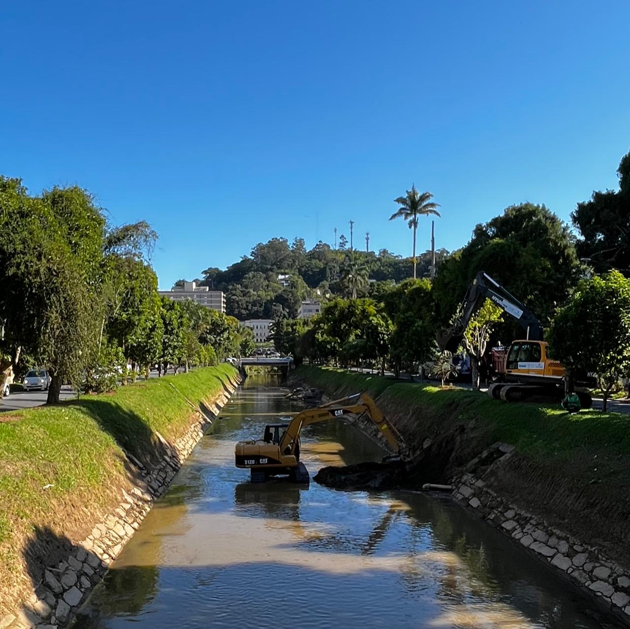 Prefeitura e Inea dão continuidade na dragagem dos rios em Petrópolis