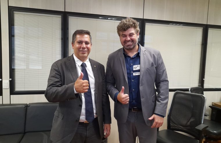 Dann Mattos, embaixador do turismo do RJ, se encontra com Deputado Estadual Dr. Serginho, e estuda melhorias para o setor