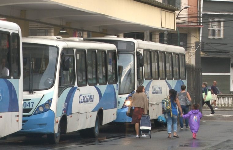 Passageiros reclamam do aumento de ônibus quebrados em Petrópolis