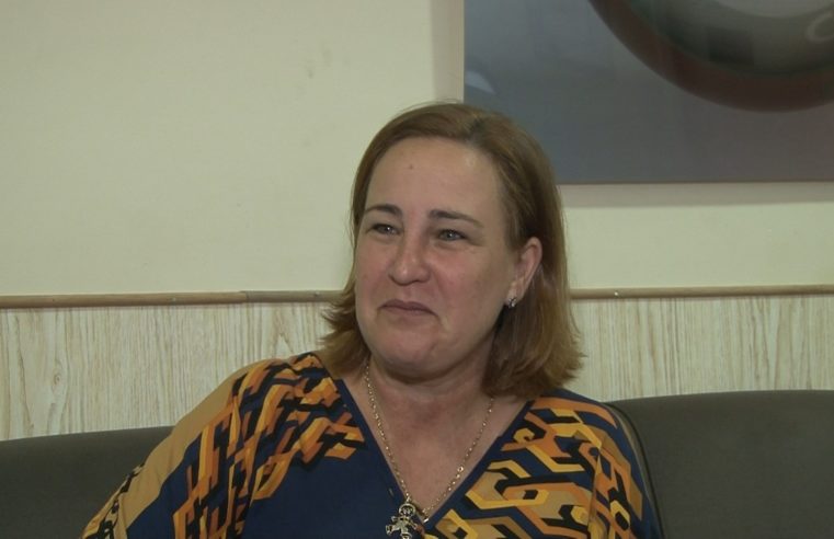 Campanhas são realizadas para ajudar atriz que teve casa atingida por fogo