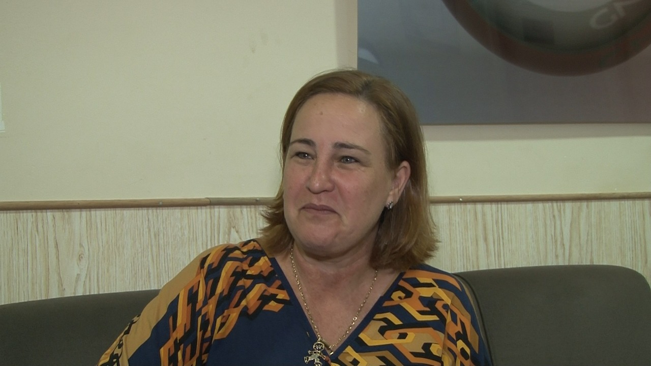 Campanhas são realizadas para ajudar atriz que teve casa atingida por fogo