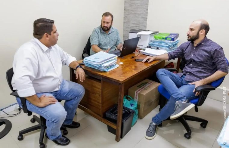 Equipe de Guapimirim visita Teresópolis em busca de boas práticas para desburocratização de procedimentos administrativos