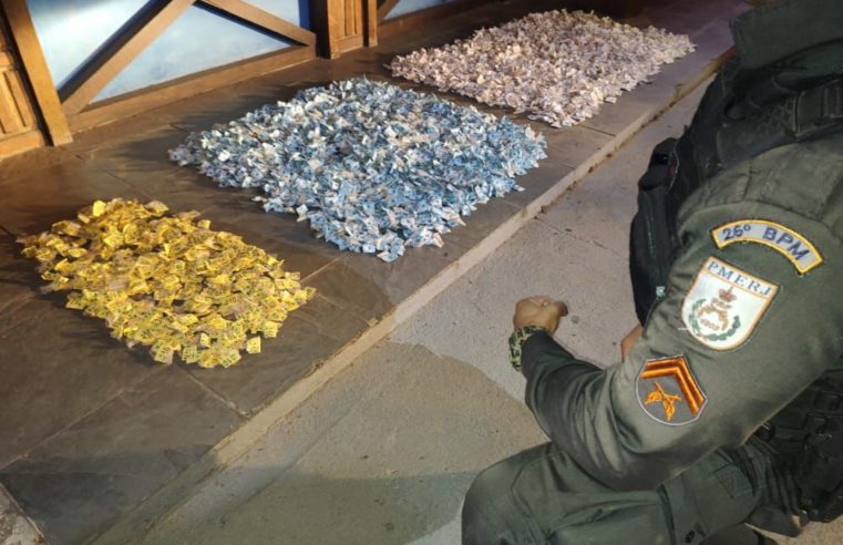 Polícia Militar apreende mais de 4.600 cápsulas de cocaína no Quissamã