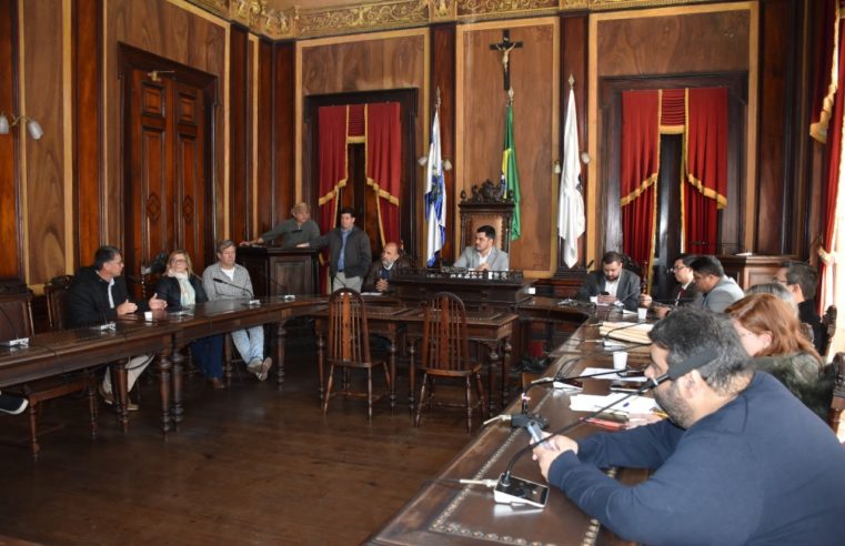 Secretários municipais prestam contas na Câmara Municipal