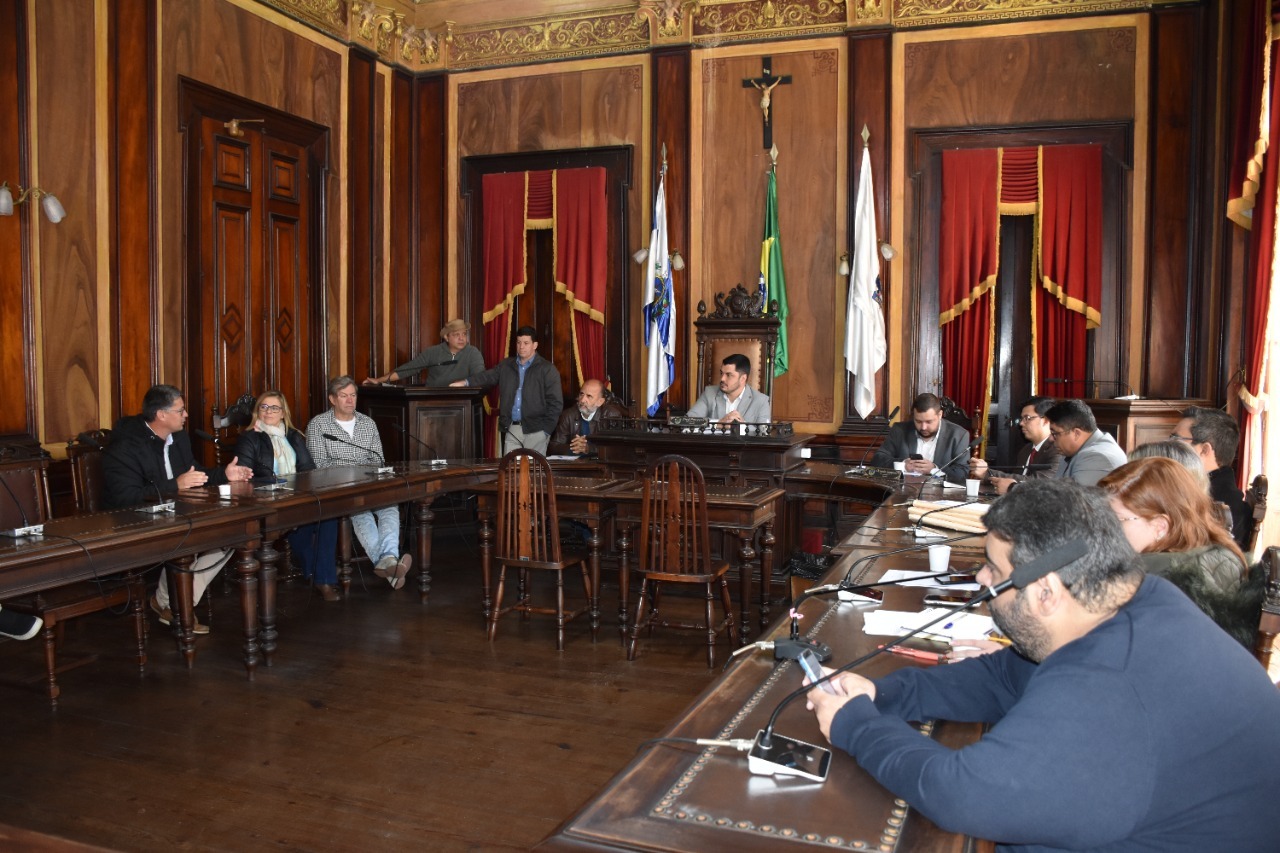 Secretários municipais prestam contas na Câmara Municipal