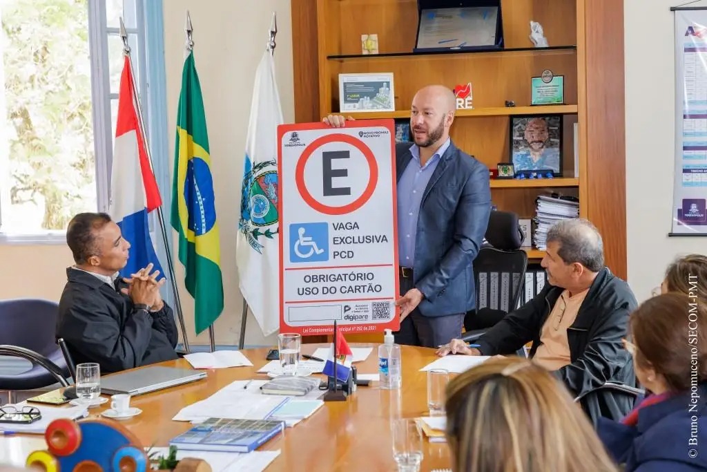 Novo Rotativo: Prefeitura de Teresópolis apresenta Plano de Sinalização de Vagas para Idosos e Pessoas com Deficiência