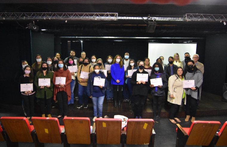 CMDCA homenageia escolas da rede municipal que serviram de abrigamento e instituições que assistiram às famílias vítimas das chuvas