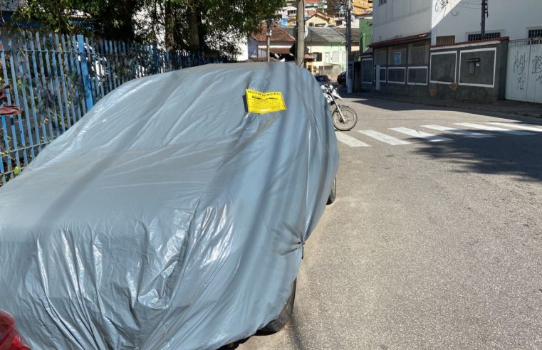 CPTrans autua 500 veículos por estacionamento irregular em maio