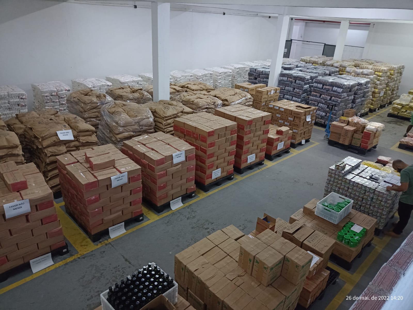 Merenda escolar: quase 80 toneladas de alimentos são comprados pela Prefeitura para abastecer as unidades da rede municipal