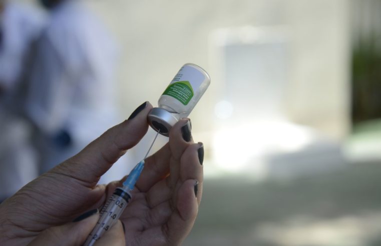 Rio: crianças, gestantes e puérperas recebem vacina contra gripe