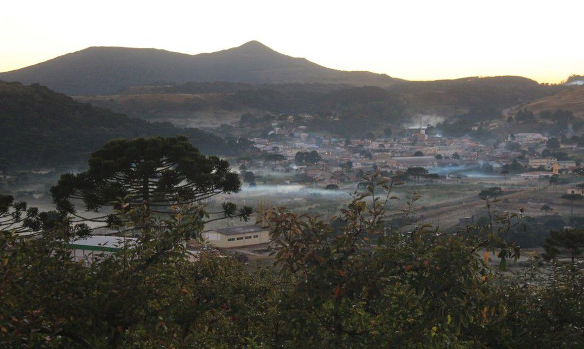 Defesa Civil alerta para queda na temperatura: mínima pode variar entre 5°C e 9°C