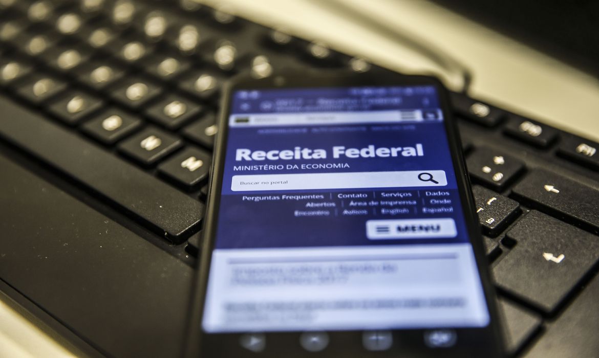 Primeiro Núcleo de Apoio Contábil e Fiscal (NAF) virtual do País oferecerá plantão neste sábado com serviços gratuitos para todos os brasileiros