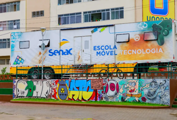 Escola Móvel de Tecnologia do Senac-RJ: ainda há vagas para cursos profissionalizantes gratuitos em Teresópolis
