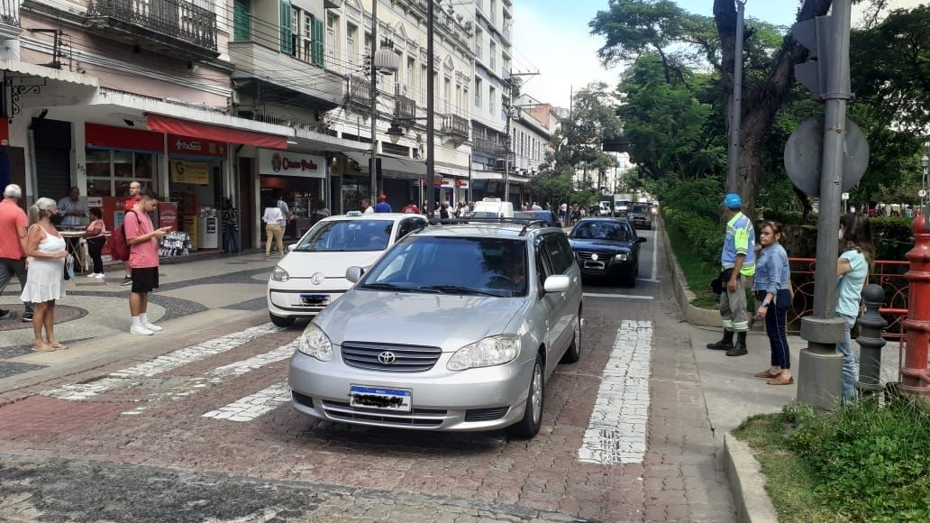 Saiba como está o trânsito em Petrópolis nesta terça-feira (17)