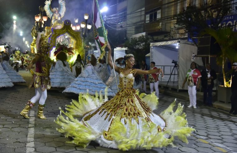 Vilage e Unidos do Imperador levam os títulos dos grupos especial e a do Carnaval 2022