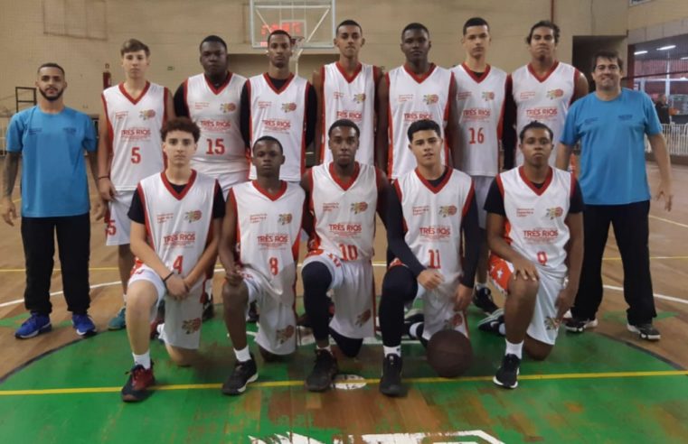 Basquete Três Rios vence mais um jogo e segue na liderança da Copa Serrana