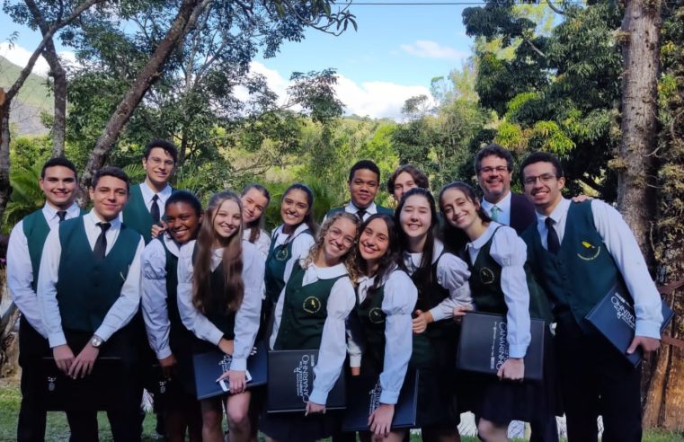 Coro de Câmara Canarinhos se apresenta na Casa de Petrópolis neste sábado