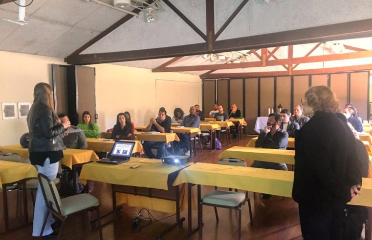 Profissionais de Petrópolis passam pelo Qualifica Turismo, programa de atualização do setor
