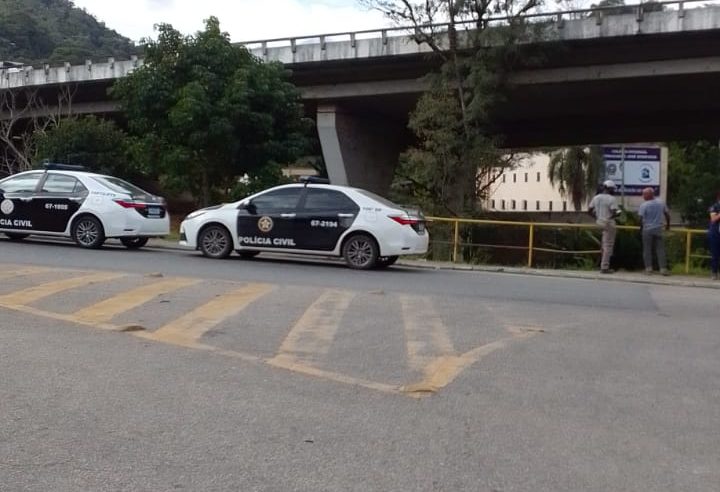 Corpo é encontrado dentro do rio no distrito de Pedro do Rio