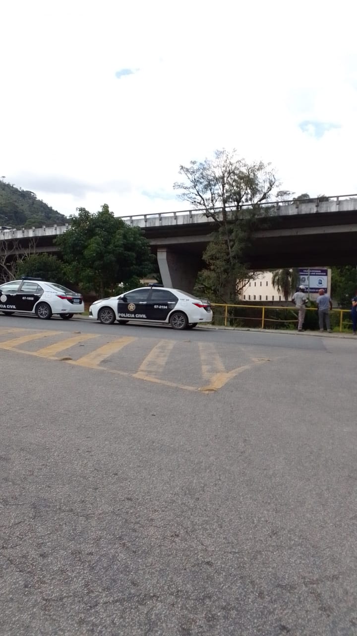 Corpo é encontrado dentro do rio no distrito de Pedro do Rio