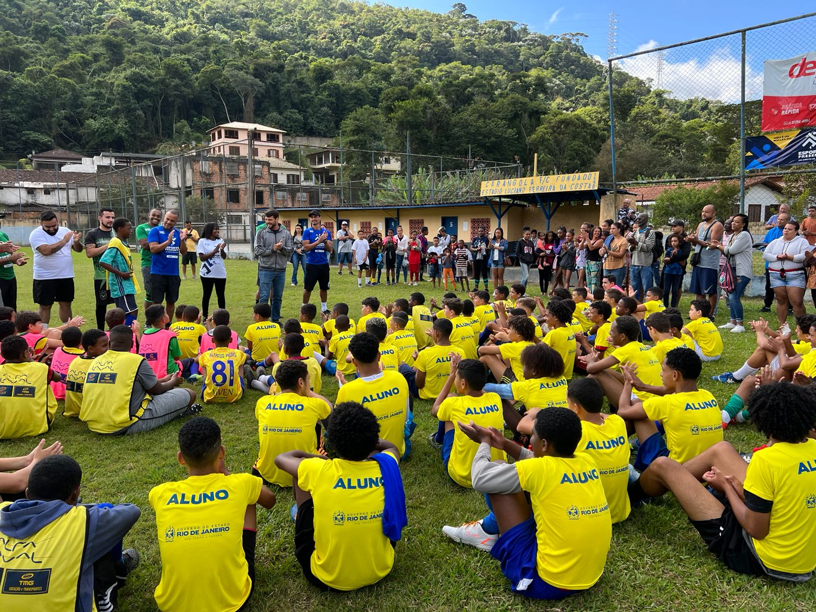 Projeto Esporte Presente beneficia mais de 200 crianças em Petrópolis