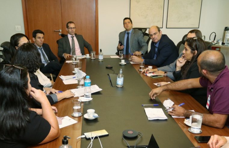 Governo do Estado fecha acordo para pagamento de R$ 210 milhões para mais de 10 mil aposentados da Educação