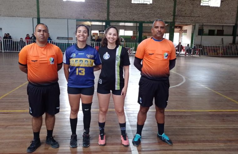 Teve início no fim de semana, em Petrópolis, Campeonato de Handebol
