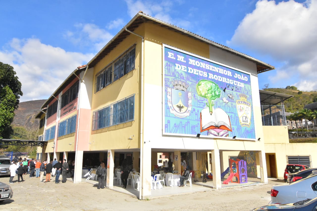 Escola Monsenhor João de Deus completa 18 anos