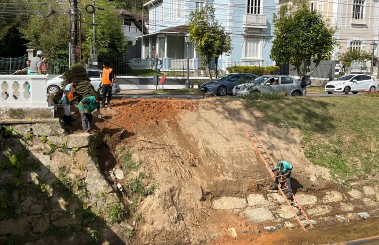 Comdep atua na revitalização, paisagismo e manutenção dos espaços públicos de Petrópolis