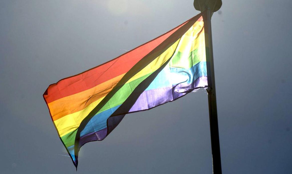 Confira as exposições culturais em celebração ao Mês do Orgulho LGBT