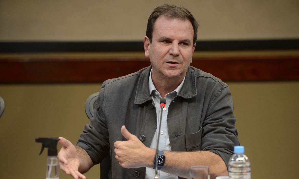 Rio toma empréstimo de R$ 700 milhões para fortalecer reformas fiscais