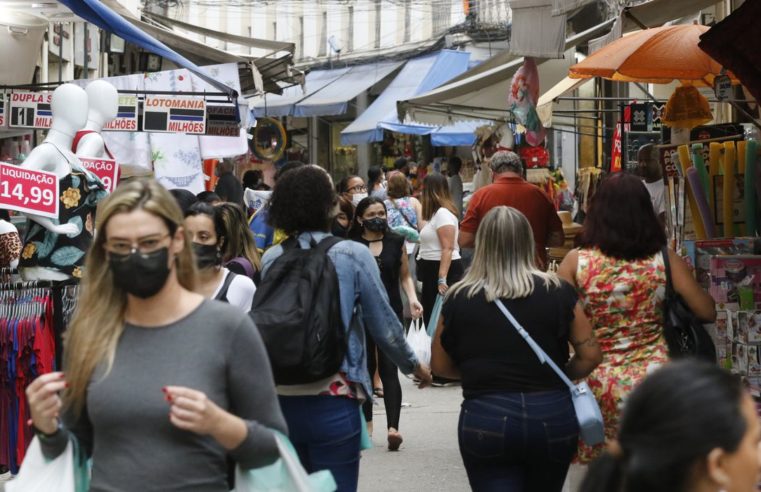 Rio mostra tendência de aumento de indicadores precoces de covid-19