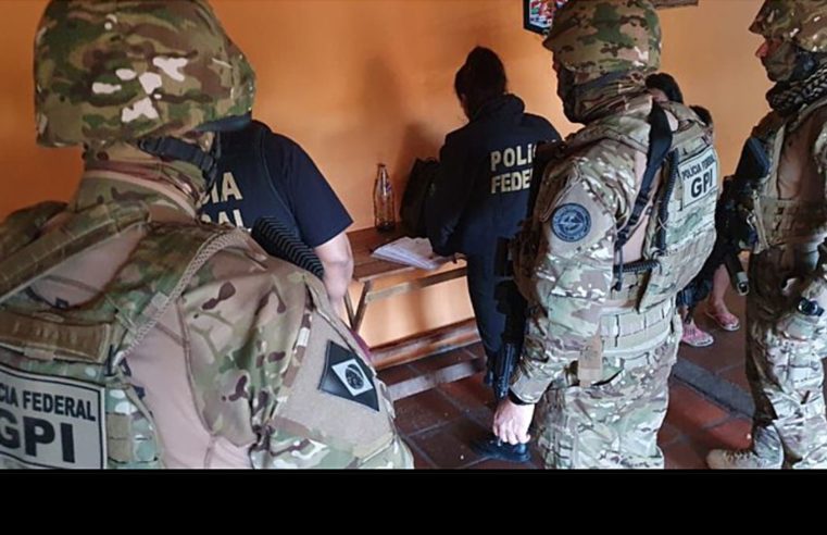 Polícia Federal prende três acusados de uso de dinheiro falso no Rio
