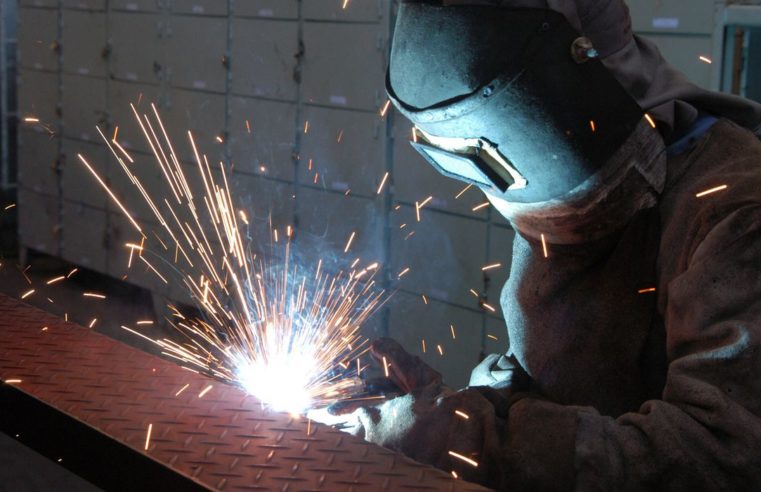 Pesquisa aponta crescimento industrial em 11 estados em maio