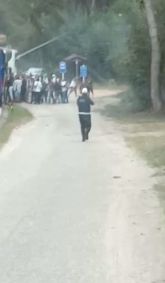 Agentes da PM e PRF precisam intervir em briga de torcedores do Atlético Mineiro na BR-040 em Petrópolis