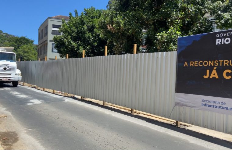 Rua Washington Luiz está interditada para o trânsito