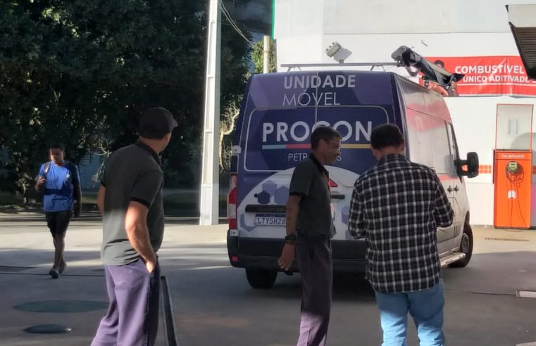 Procon fiscaliza postos de combustíveis no Bingen
