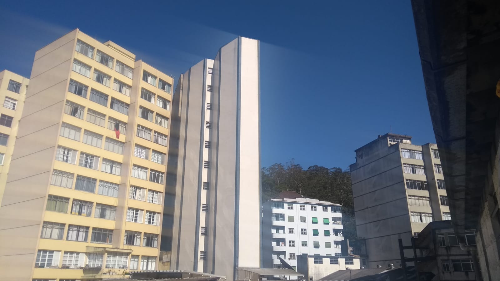 Sem previsão de chuva, Petrópolis volta ao estágio operacional de normalidade
