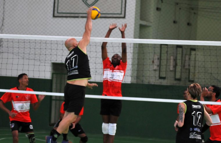 Começa o Campeonato de Vôlei Masculino em Petrópolis