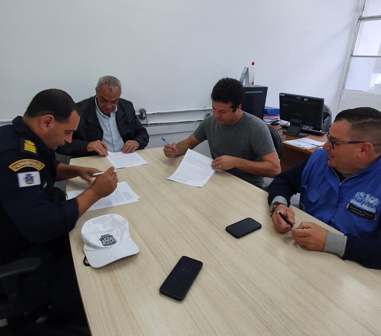 CPTrans e Guarda Civil renovam convênio para fiscalização do trânsito em Petrópolis