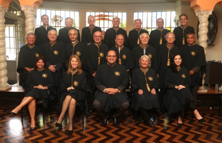 Academia Petropolitana de Letras celebra centenário com programação cultural gratuita em agosto