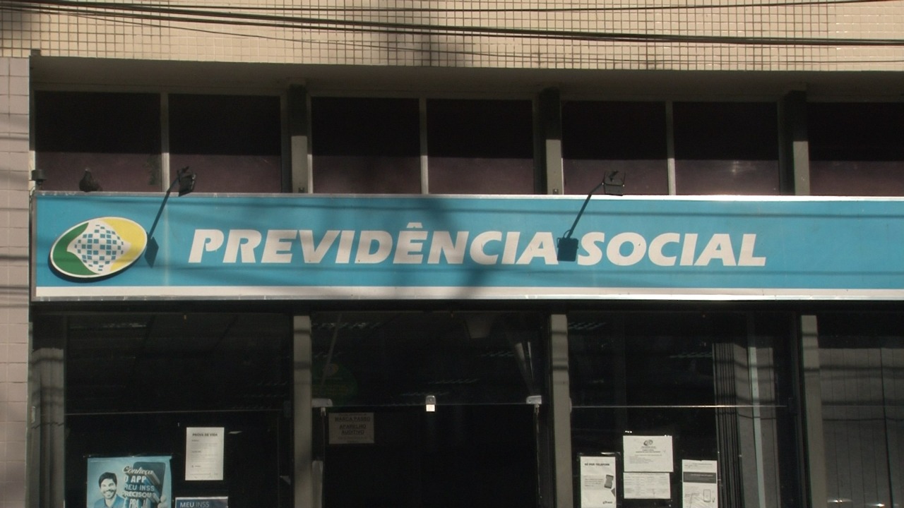 INSS alerta sobre golpes após prova de vida ser suspensa