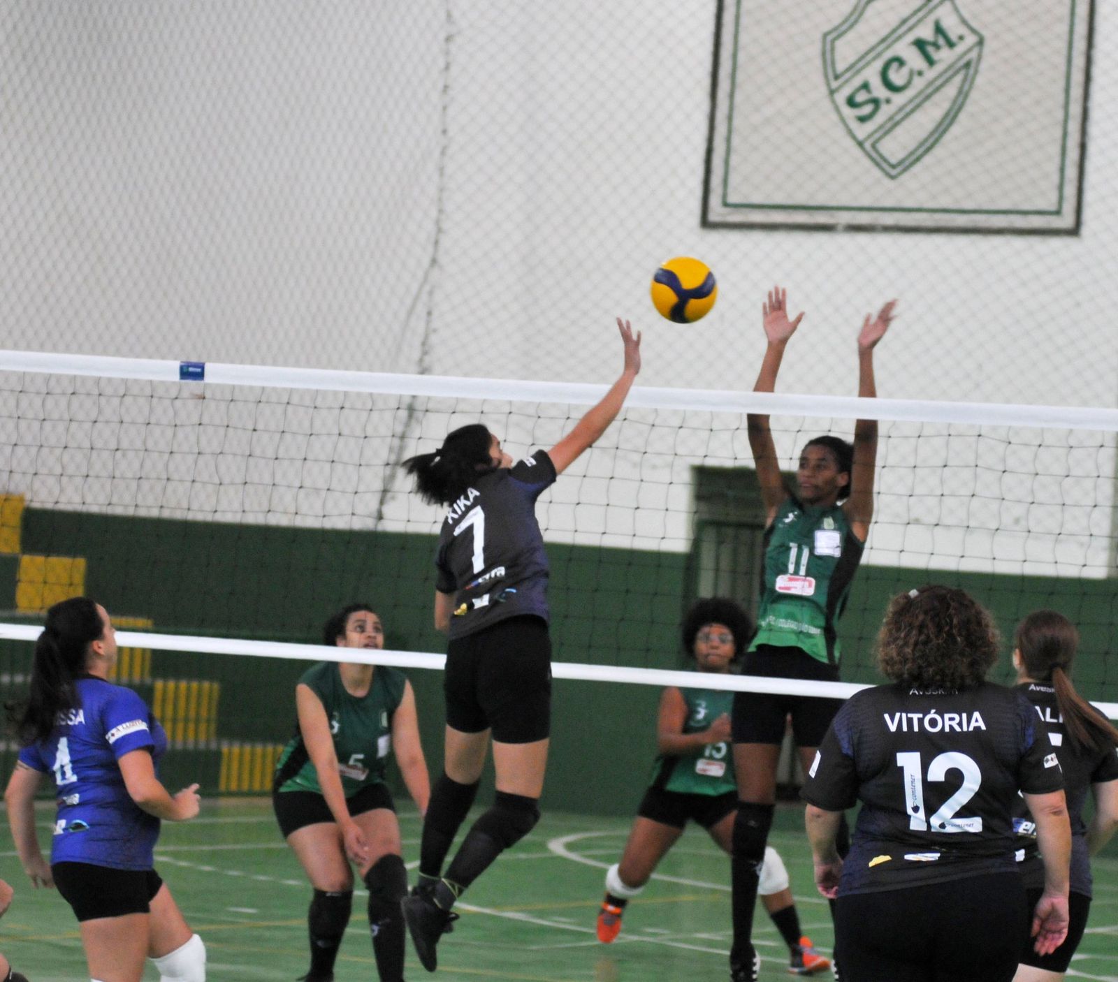 Campeonato de Vôlei Feminino de Petrópolis tem cinco jogos neste domingo (31)