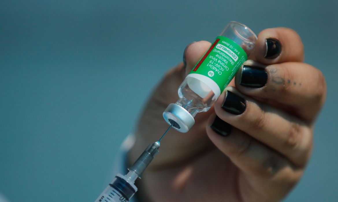 Covid-19: vacinação com a quarta dose no Rio não chega a 40%