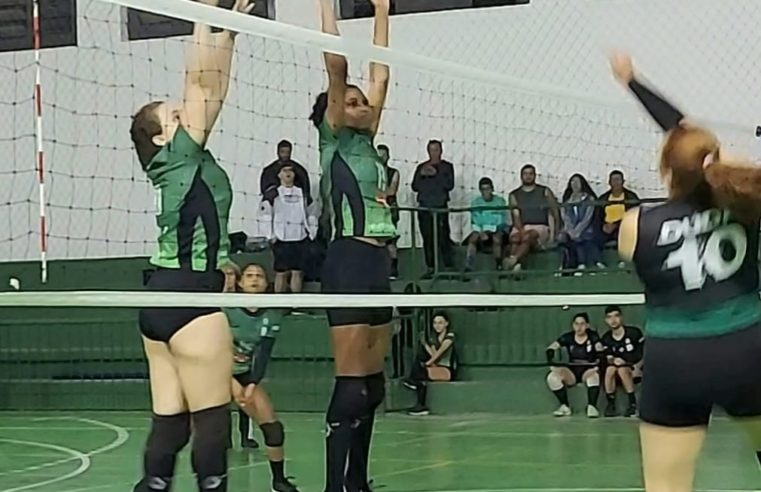 Vôlei feminino tem fim de semana agitado em Petrópolis 