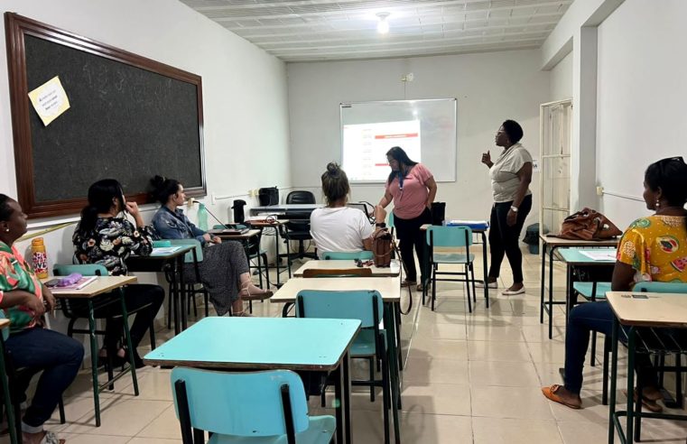 Equipe do SINE Teresópolis participa de treinamento