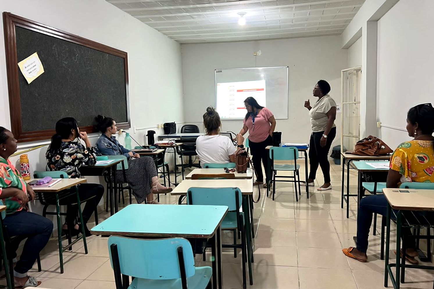 Equipe do SINE Teresópolis participa de treinamento