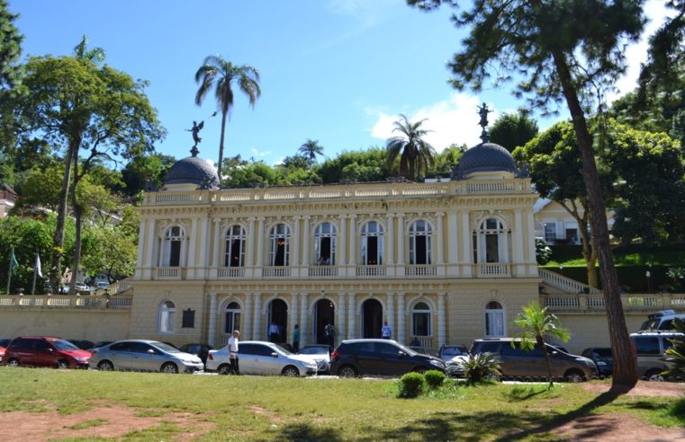 Câmara Municipal terá sessão solene para celebrar o centenário da academia petropolitana de letras