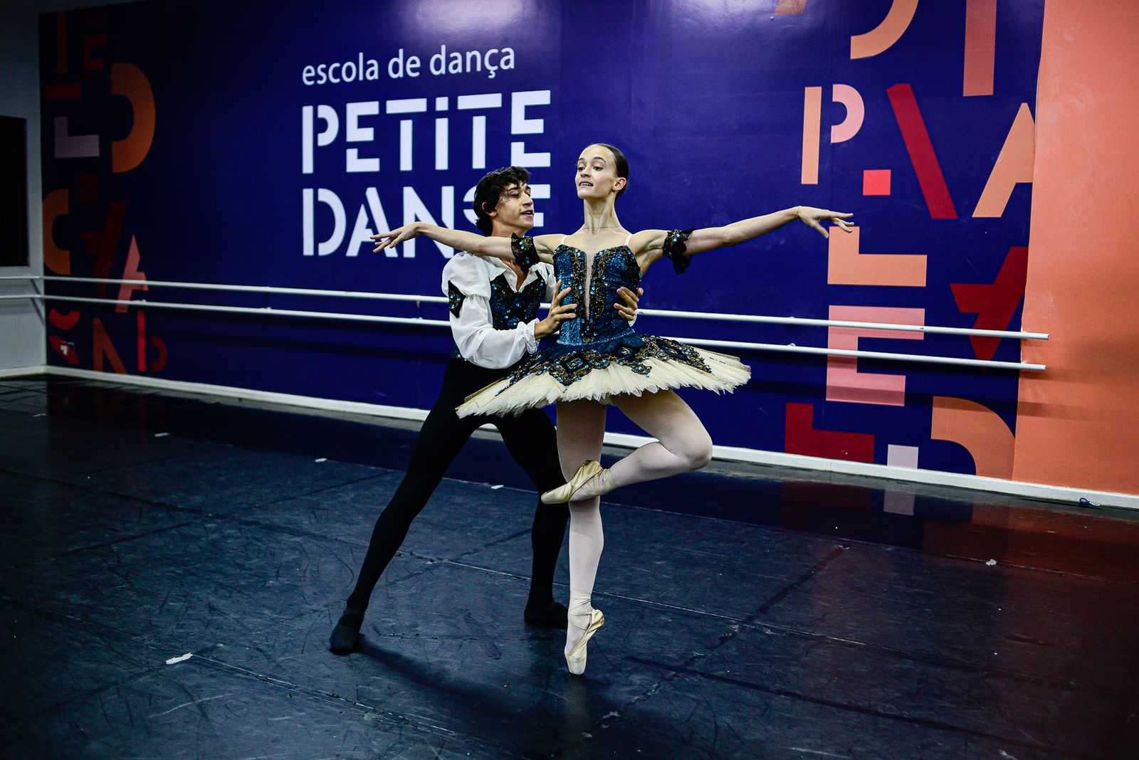 Bailarino premiado em Joinville participa hoje do espetáculo do Estúdio DN’A em Petrópolis