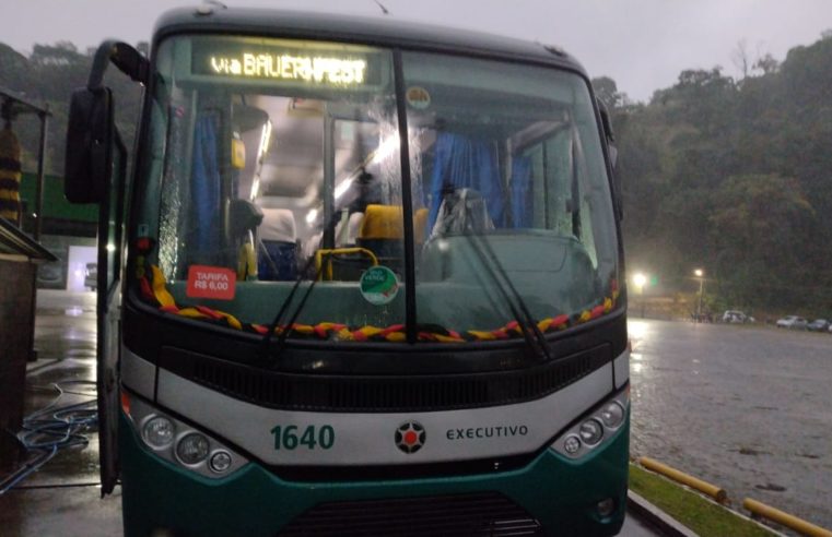 Empresas de ônibus fazem operação especial durante a Bauernfest